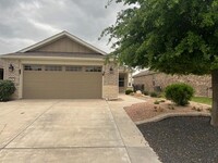 Building Photo - 512 Hereford Ln