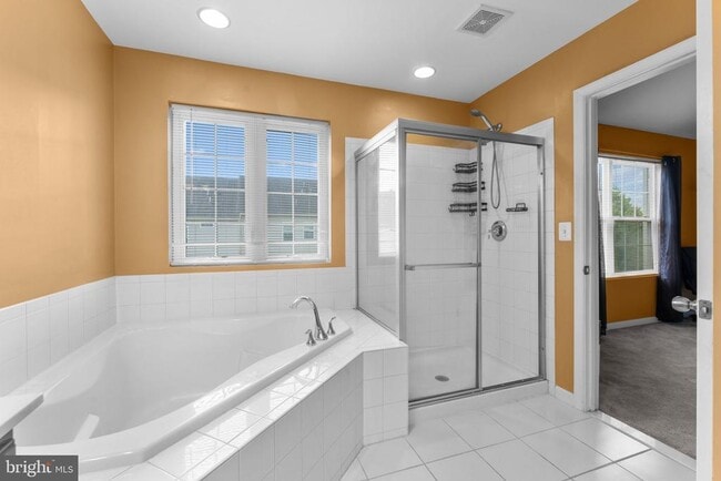 Building Photo - 15305 Kettlebaston Ln