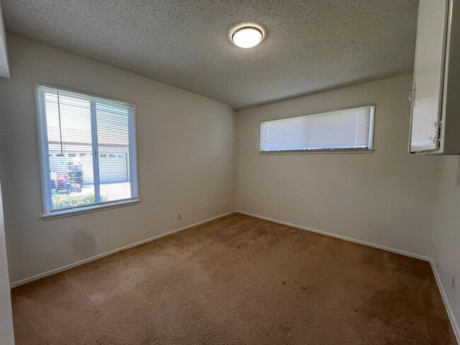 Building Photo - Nice Single Family Home in South Torrance