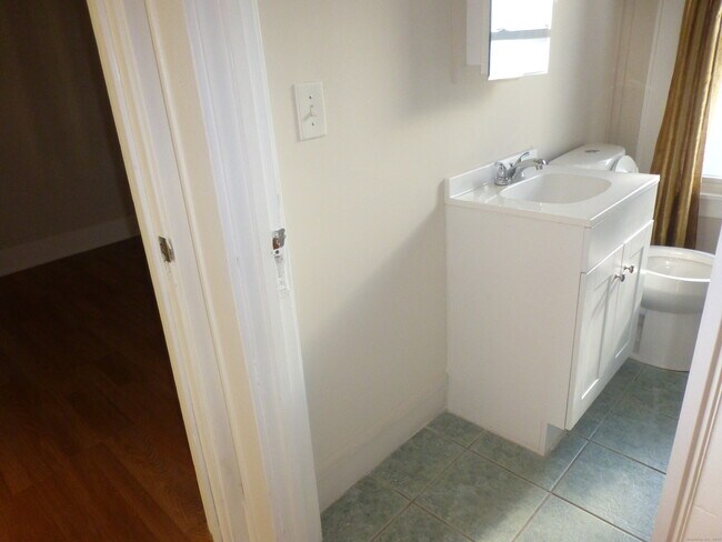 Building Photo - 520 Ocean Ave