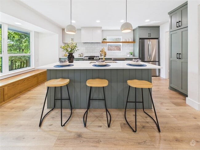 Building Photo - 7019 Creighton Ln