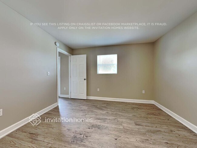 Building Photo - 15924 Eagle River Way