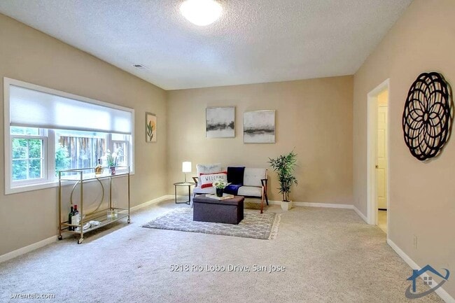 Building Photo - 5218 Rio Lobo Dr