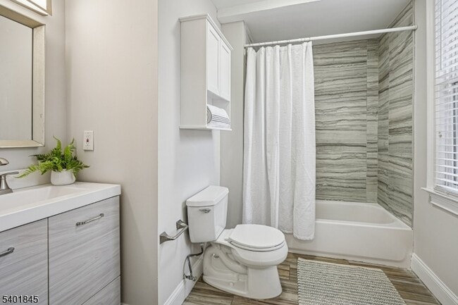 Building Photo - 9 Wheeler St