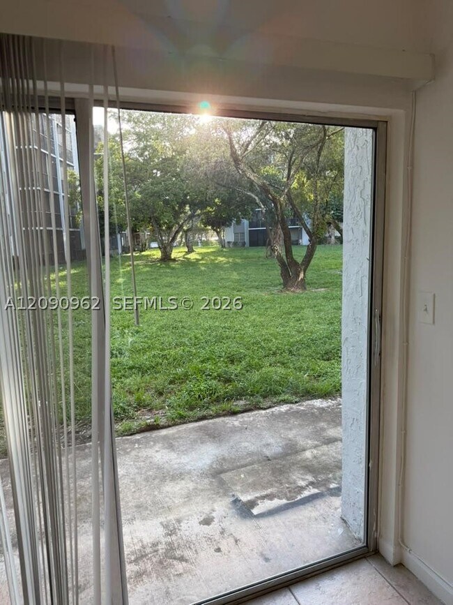 Building Photo - 8740 N Sherman Cir
