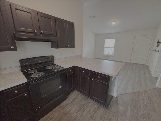 Building Photo - 103 Marion Oaks Dr