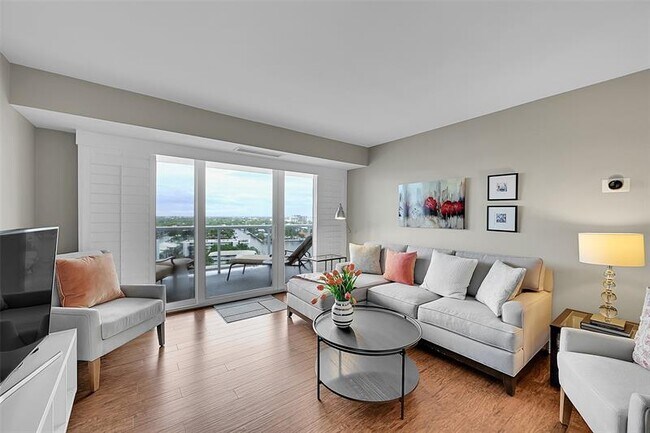 Primary Photo - 2841 N Ocean Blvd