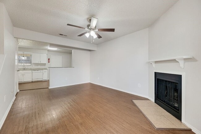 Building Photo - 648 S Rogers Rd