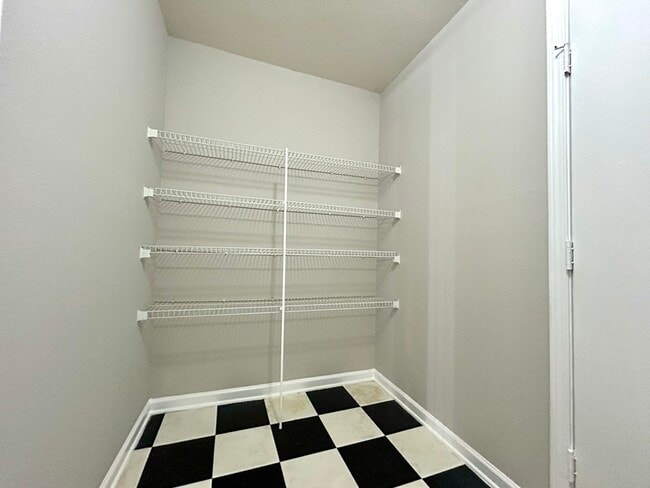 Building Photo - 6536 Matlea Ct