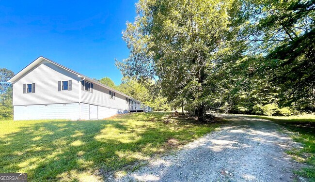 Building Photo - 76 Mt Pleasant Church Rd