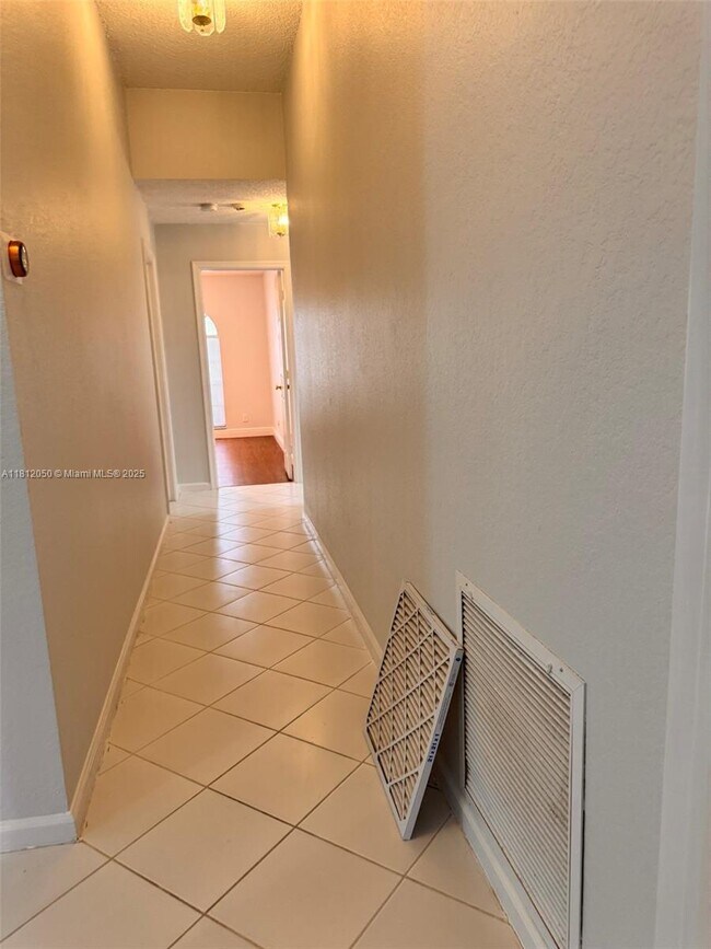 Building Photo - 5136 NW 99th Way