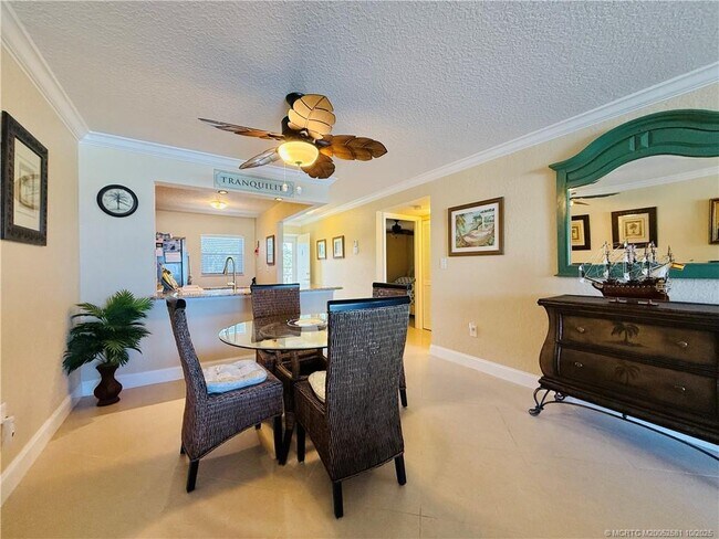 Building Photo - 7440 S Ocean Dr