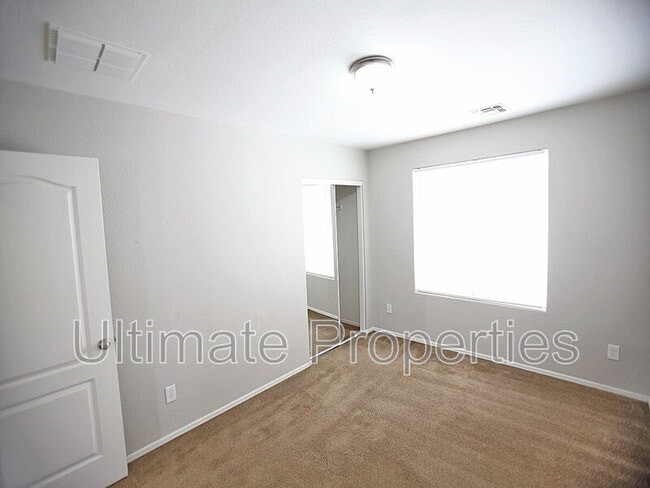 Building Photo - 8759 W Washington St