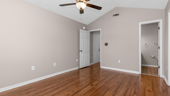 Building Photo - 112 Dusty Trail Ln