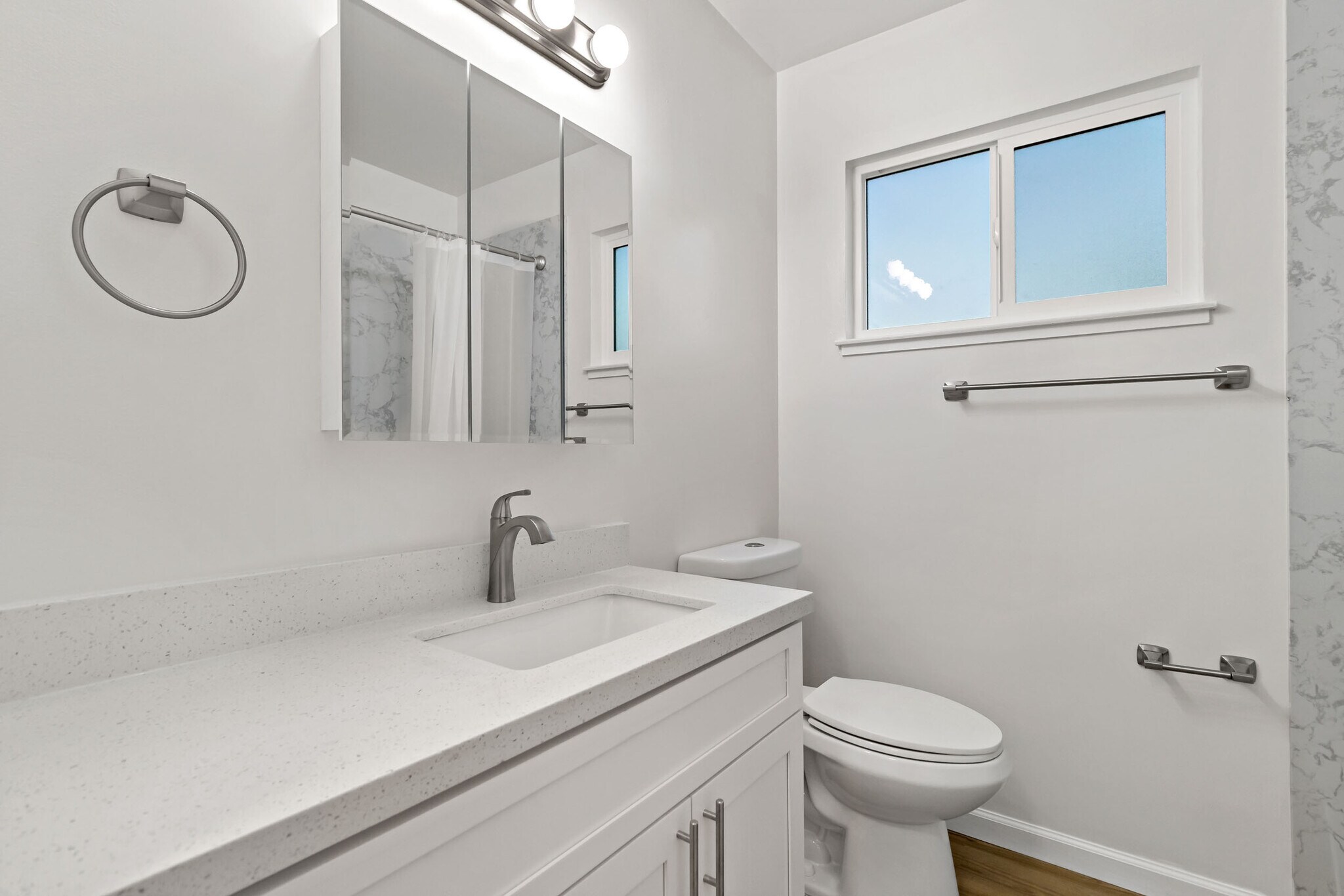 Building Photo - 3319 Nevin Ave