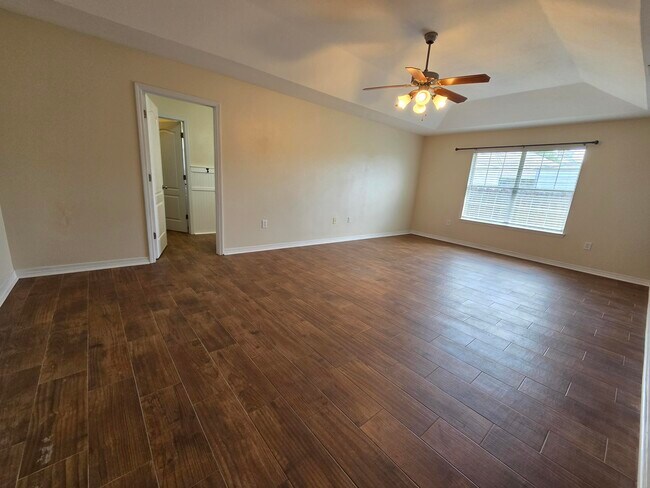 Building Photo - 9342 Pouder Ln