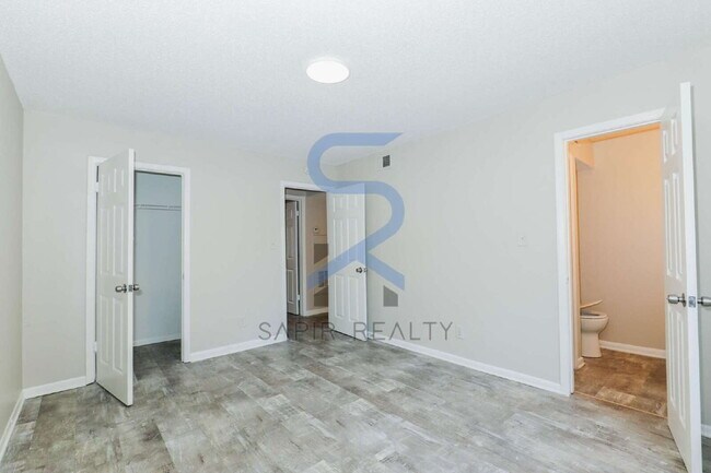 Building Photo - Move-In Ready! Freshly Updated 2BR/1.5BA with All-Electric Living
