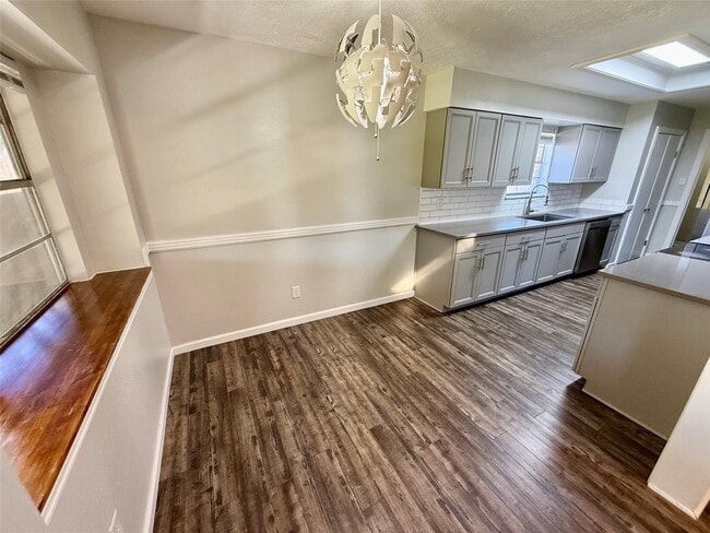 Building Photo - 20407 Fox Haven Ln