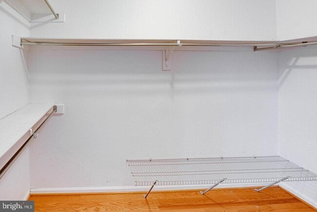 Building Photo - 938 Herons Run Ln