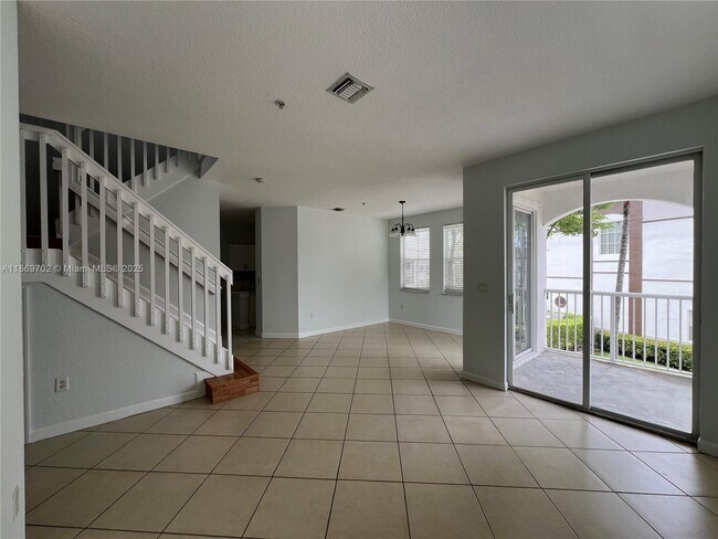 Building Photo - 4455 SW 160th Ave