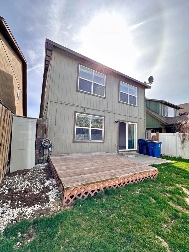 Building Photo - 2895 SW Indian Ave