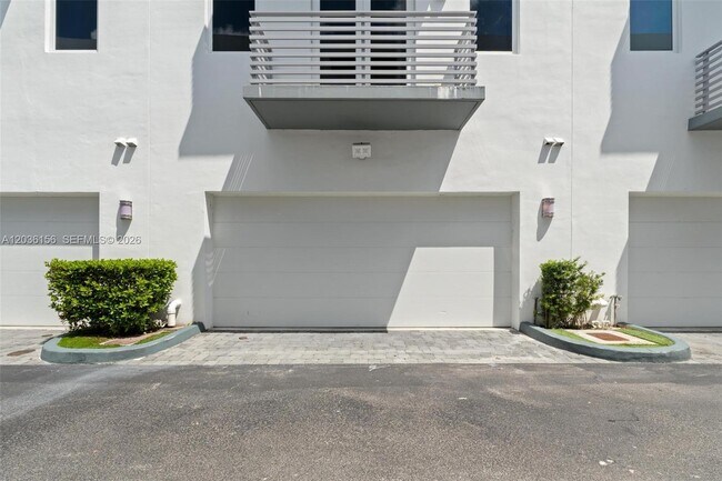 Building Photo - 9161 NW 33rd St