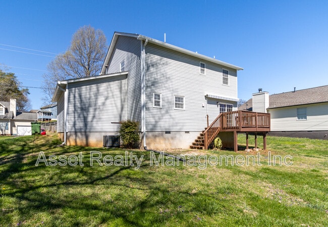 Building Photo - 4400 Northgate Dr