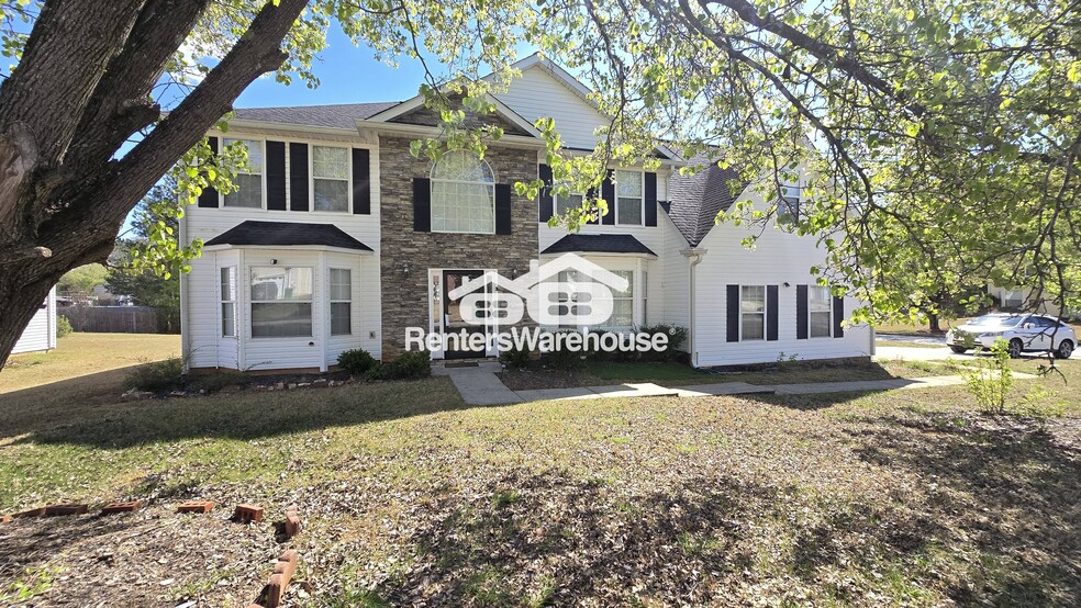 Primary Photo - 2058 Hairston Creek Pkwy