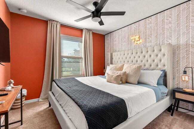 Building Photo - 1978 Majorca Dr