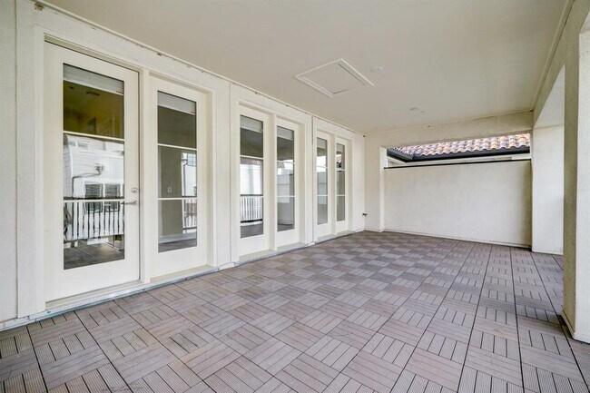 Building Photo - 30 Southside Cir