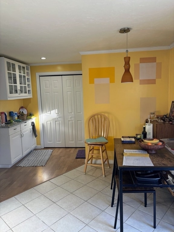 Building Photo - 16 Pinecrest Village