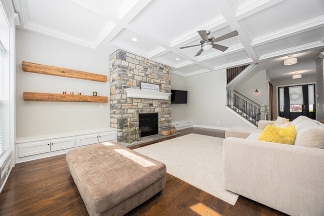 Building Photo - Stunning home in Olentangy schools!