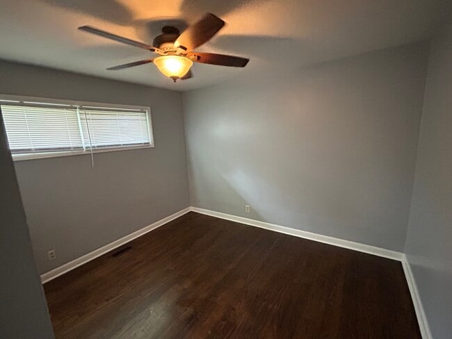 Building Photo - Wall Street