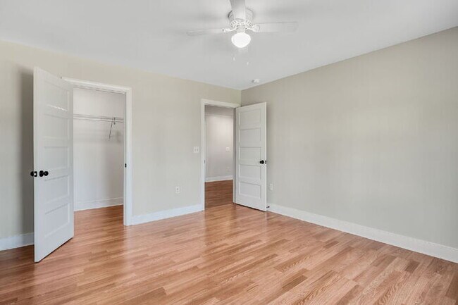 Building Photo - 5001 Dampier Ct