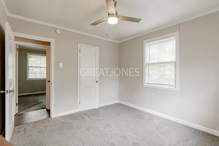 Building Photo - 3104 Mary Dr