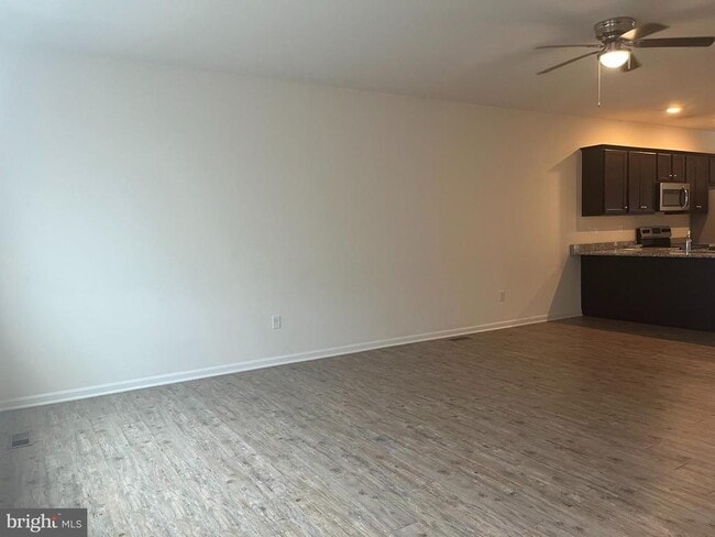 Building Photo - 178 Magellan Dr