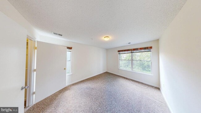 Building Photo - 2806 Clear Shot Dr