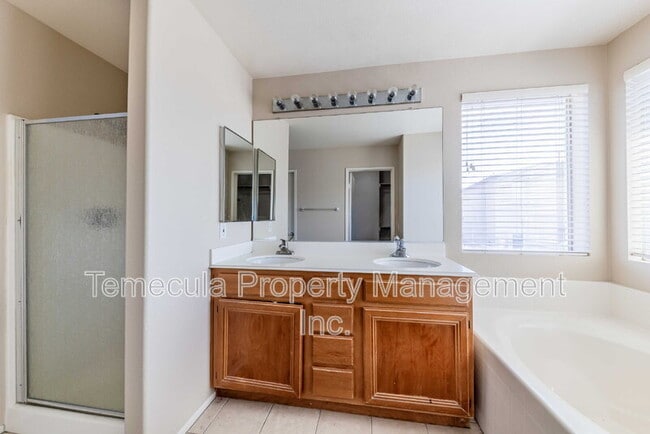 Building Photo - 43136 Sereno Dr