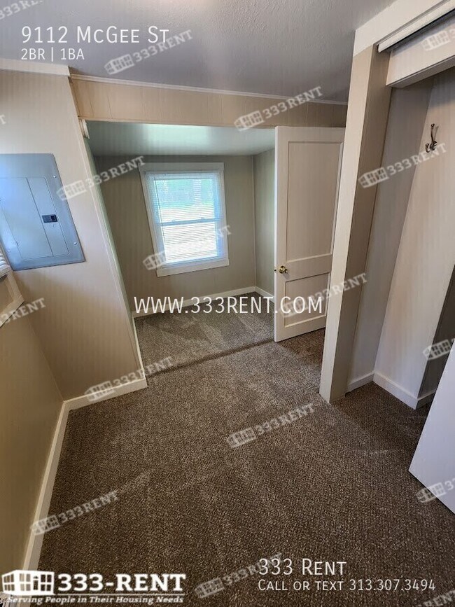 Building Photo - 9112 McGee St