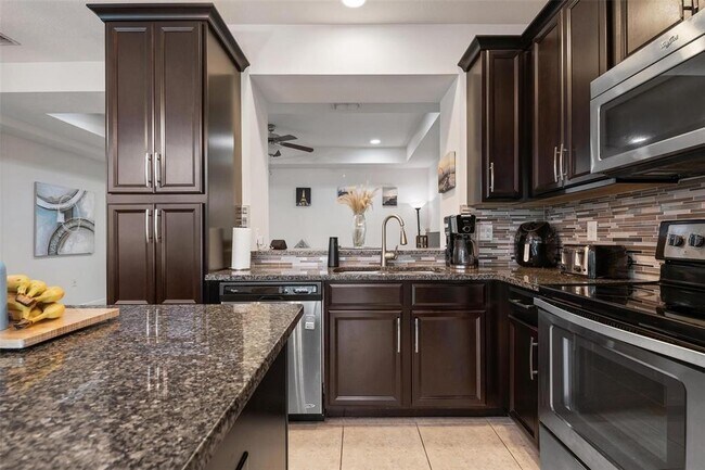 Building Photo - 12170 Trailhead Dr