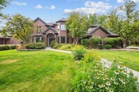 Building Photo - Stunning Cherry Hills Luxury Rental | 5bd/6ba Home