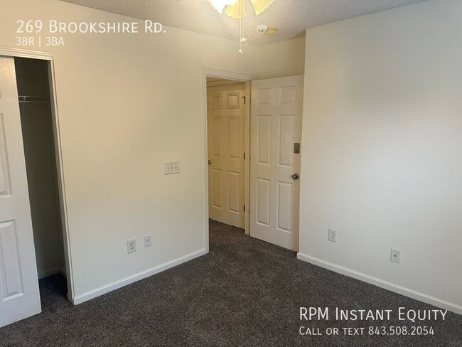 Building Photo - 269 Brookshire Rd
