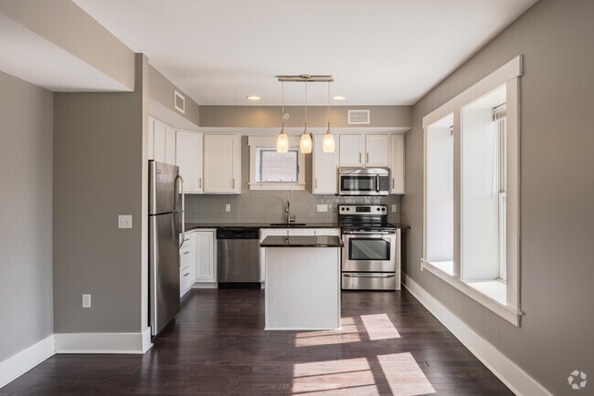 1BR, 1BA, Kitchen - Devenir District - 711 W Alexandrine