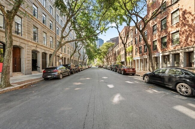 Building Photo - 120 Commercial St