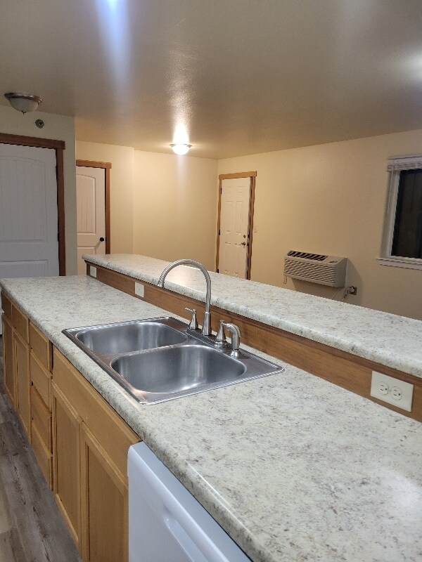 Building Photo - 373 Prairie Dr