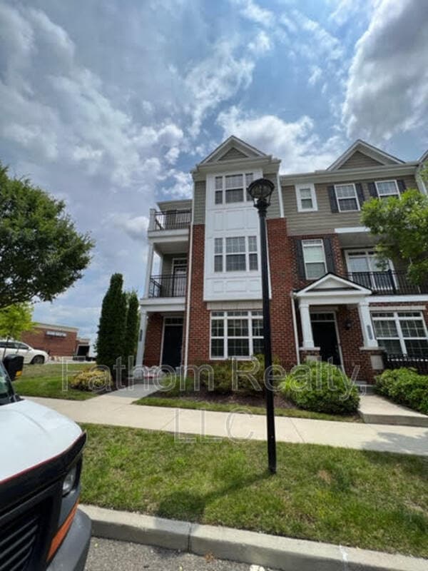 Building Photo - 3930 Liesfield Place
