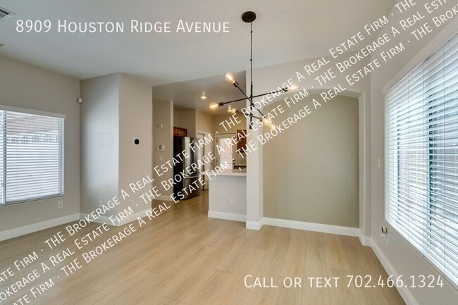 Building Photo - 8909 Houston Ridge Ave