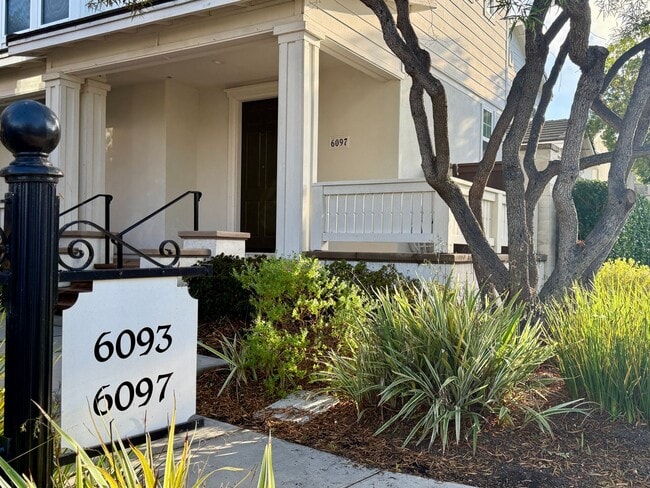 Building Photo - Gorgeous Home in Pacific Highland Ranch Co...