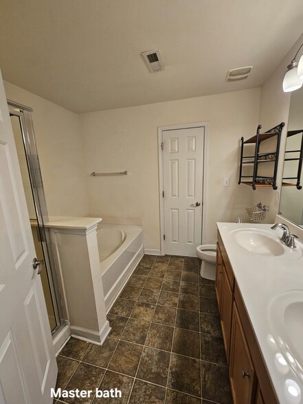 Building Photo - 359 Doughton Ln