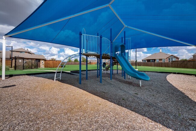 Building Photo - Lakeview Bliss: Your Dream Home Awaits! Community Pool and Park